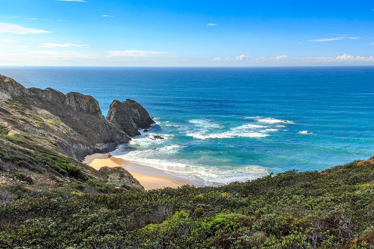 zatoka Algarve zachodnie wybrzeże