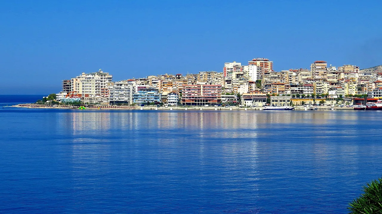plaza-sarande-albania-adriatyk.png